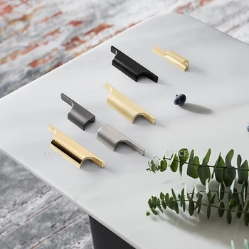 Выдвижные ящики шкафа-купе Фурнитура Современные простые ручки черного / золотого цвета для мебели Дверная ручка для обуви