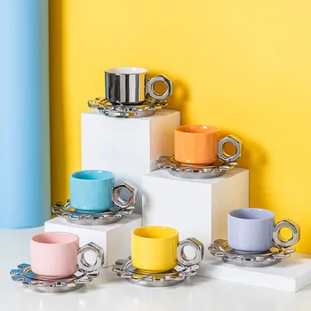 Набор керамических чашек Nordic Gear с блюдцем, подарочная коробка, креативная кофейная чашка, современное искусство, промышленный ветер, набор чайных чашек и блюдец, 250 мл