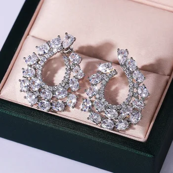 2023 Корейская мода Блестящий Горный хрусталь Полые капли воды грушевидные серьги-капли для женщин, девочек, Винтажный кристалл, Роскошный драгоценный камень